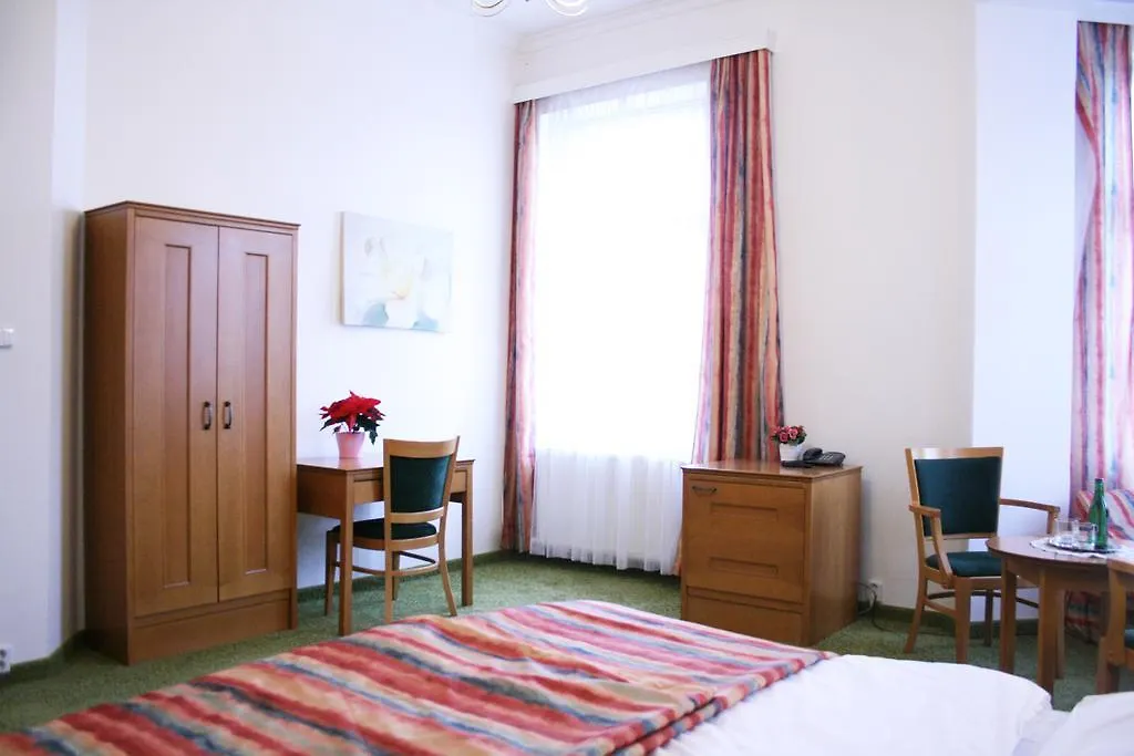 Villa Charlotte Karlovy Vary 4*,